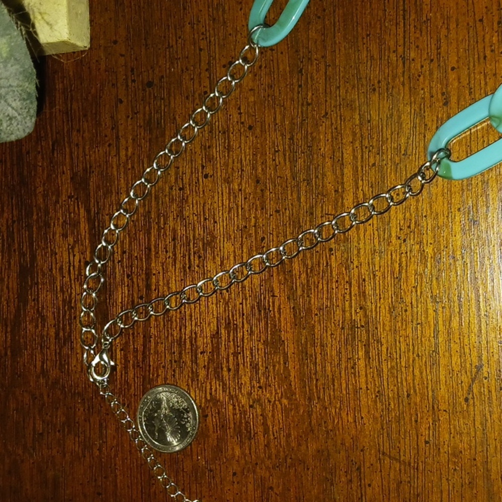 🌟4/$25💰Turquoise loop necklace - Picture 4 of 4